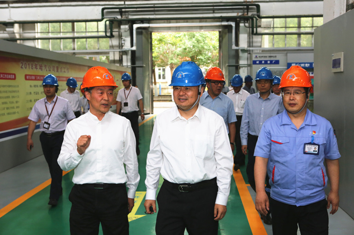 郝鹏参观考察365英国上市集团所属企业汽轮机公司